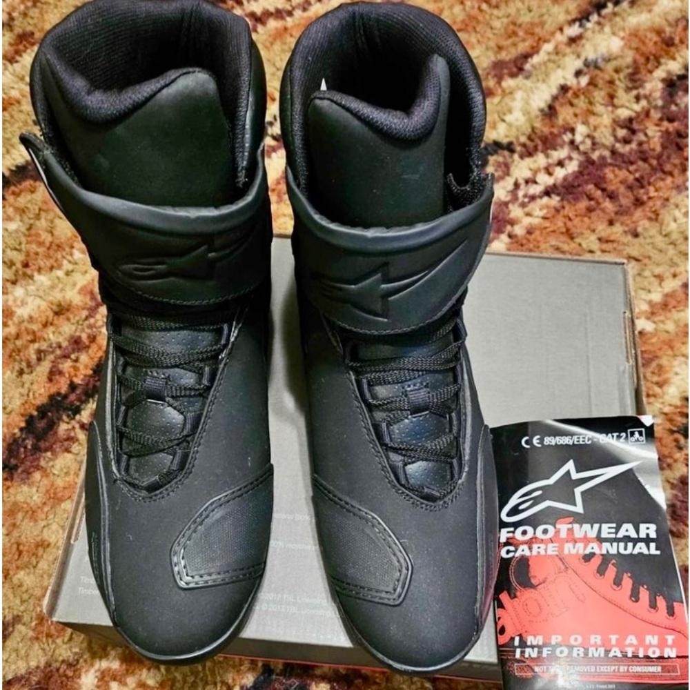 Alpinestars Fastback V2 Drystar Waterproof
Motorcycle Shoes Blk 12.5